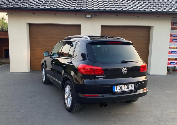 Volkswagen Tiguan cena 42900 przebieg: 247497, rok produkcji 2012 z Chełmno małe 407